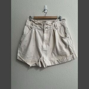 #1640 Free People We The Free Nova Denim Paperbag Shorts cream Large